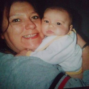 Meet your Posher, Chloe